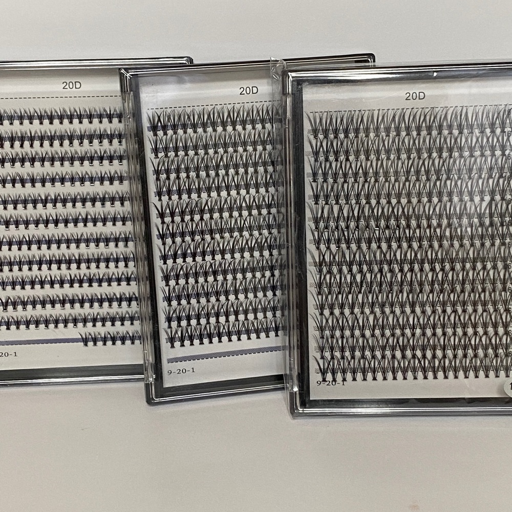 Individual Lashes in 12mm, 14mm and 16mm